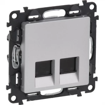 Информационная розетка LEGRAND Valena LIFE двойная RJ45 Кат.5е UTP с лицевой панелью алюминий