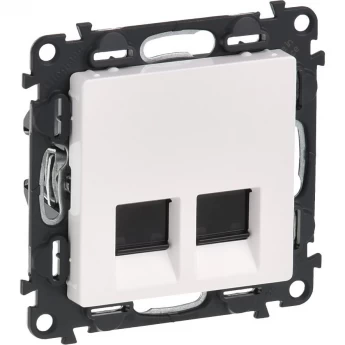 Информационная розетка LEGRAND Valena LIFE двойная RJ45 Кат.5е UTP с лицевой панелью белый