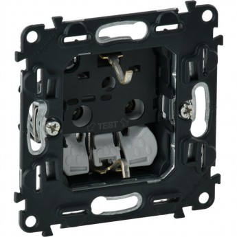 Силовая розетка LEGRAND Valena IN'MATIC 2К+З 16А 250В безвинтовые зажимы Силовая розетка LEGRAND Valena IN'MATIC 2К+З 16А 250В безвинтовые зажимы